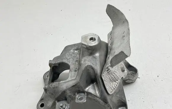 Audi A4 S4 B9 8W Engine mounting bracket 4M0199308CE GD02005 S19CU3