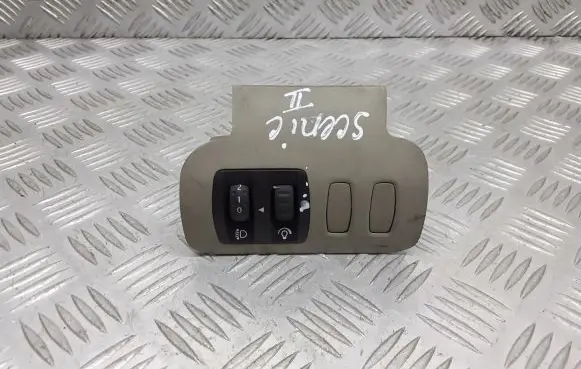 Renault Scenic II - Grand scenic II Light relay 8200140985