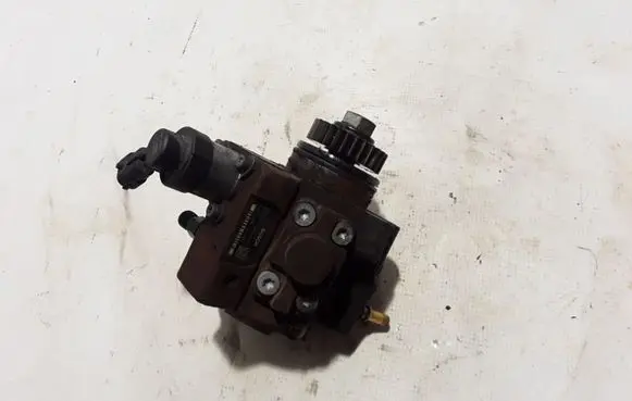 Renault Trafic II (X83) Fuel injection high pressure pump 8200804288