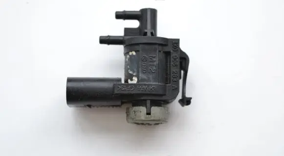 Audi A5 8T 8F Turbo solenoid valve 1K0906283A