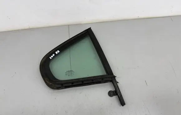 Volvo S60 Rear vent window glass 43R000016 DOT211M75AS2 E000191