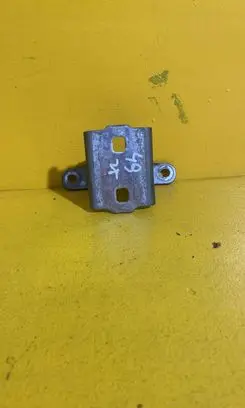 Opel Meriva B Rear door lower hinge 118KM