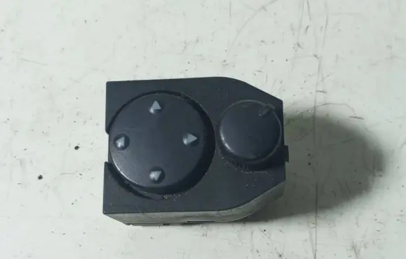 Audi A3 S3 8L Wing mirror switch 8D0959565A
