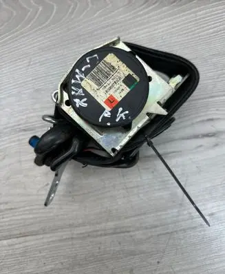 Ford C-MAX I Front seatbelt 609887200B 1004215 0040110000