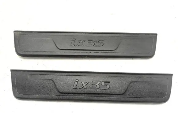 Hyundai ix35 Front sill trim cover 858832Y100 858732Y100
