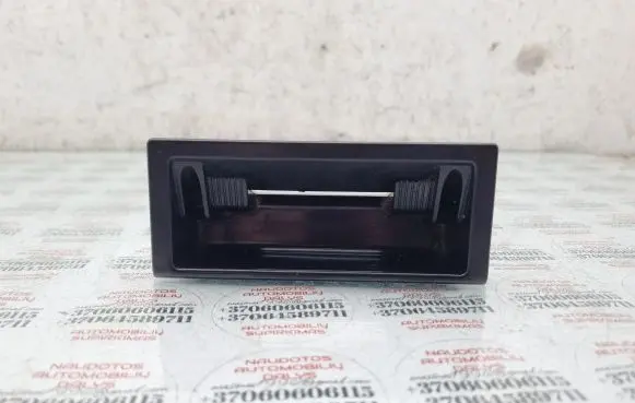 Ashtray (front)