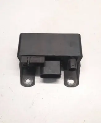 Mercedes-Benz E W211 Glow plug pre-heat relay