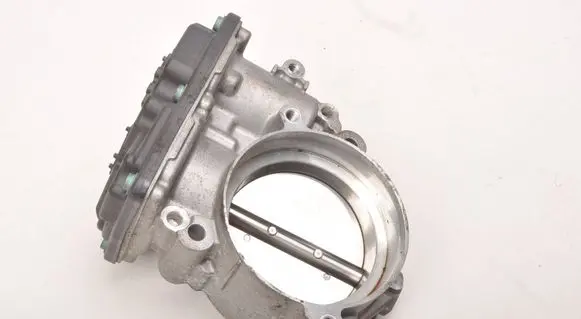 BMW Z4 g29 Electric throttle body valve 8667415
