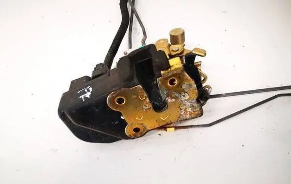Jeep Grand Cherokee (WK) Front door lock 