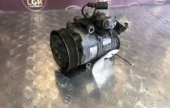 Volkswagen Polo Air conditioning (A/C) compressor (pump) 6Q0820803G