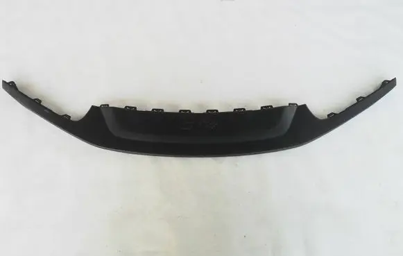 Front bumper lip