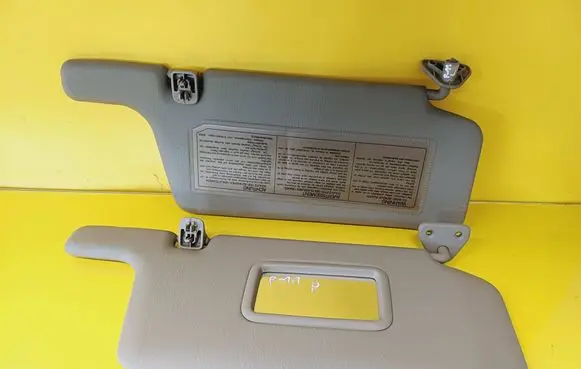 Nissan Primera Sun visor