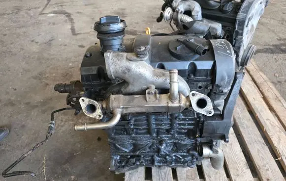Volkswagen Sharan Engine AUY