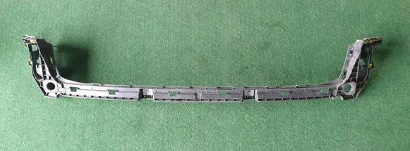 Audi A4 S4 B9 8W Rear bumper mounting bracket 8W9807385A