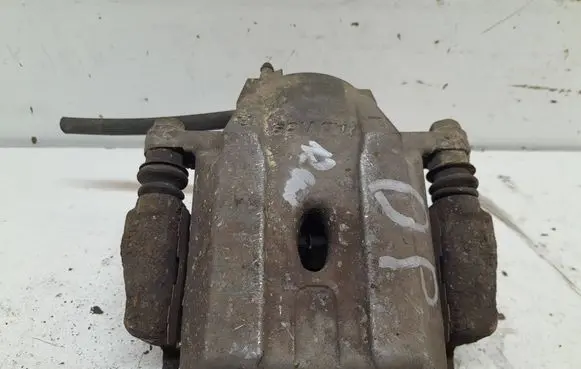 Toyota Prius (XW20) Front brake caliper 