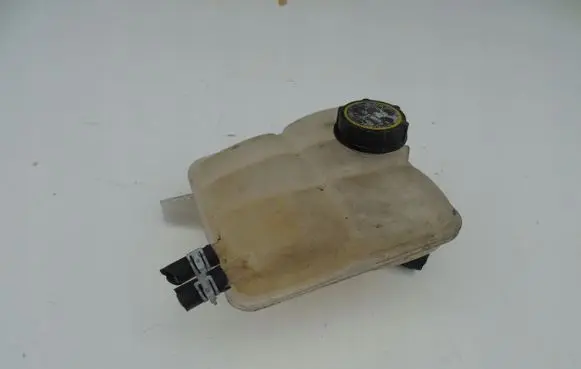 Mazda 3 I Coolant expansion tank/reservoir 3M5H8K218AF