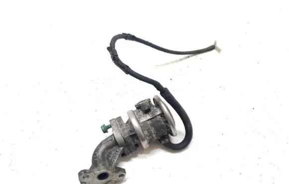 Audi A6 S6 C5 4B EGR valve 06C131101