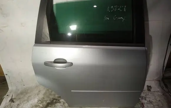 Ford Focus C-MAX Rear door pilkos