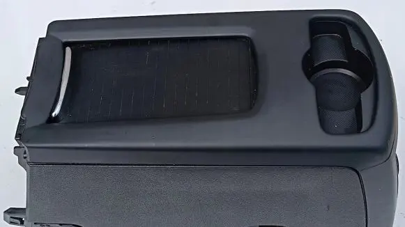 Peugeot 5008 Other center console (tunnel) element