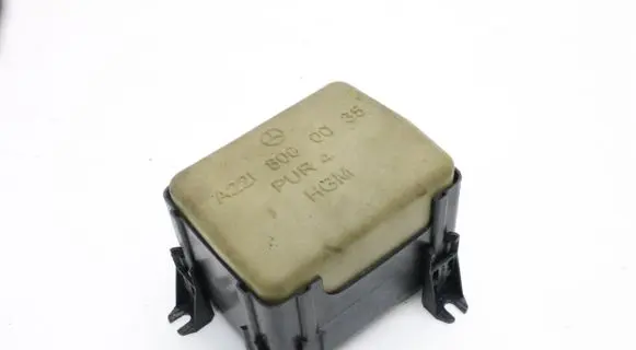 Mercedes-Benz E C207 W207 Central locking vacuum pump A0008003348