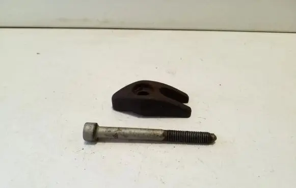 Citroen C4 Grand Picasso Fuel Injector clamp holder 9674341880