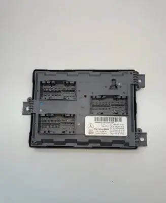 Mercedes-Benz C W206 Central body control module A2069006220 A2069011900 5DK01589308