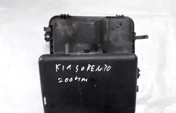 KIA Sorento Air filter box 281103E200 28110-3E200