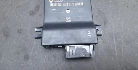Audi A6 S6 C6 4F Gateway control module 4L0907468 4L0910468