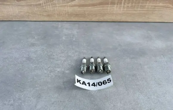 Honda Civic Spark plug RC10YCC4