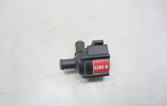 Volkswagen PASSAT B8 Electric auxiliary coolant/water pump 5Q0965561B 704071161
