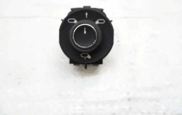 Citroen C3 Wing mirror switch 9817840980