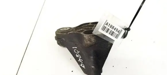 Ford Focus Engine mounting bracket AV616P093NA