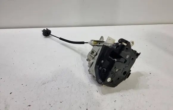 Audi A4 S4 B8 8K Rear door lock 8K0839015C
