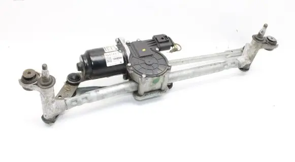 Seat Arona Front wiper linkage and motor 6F2955113A