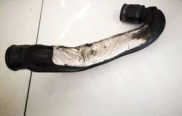 Peugeot 307 Intercooler hose/pipe 9631719080