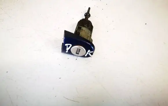 Volkswagen Bora Front door lock (next to the handle) 1u0837167