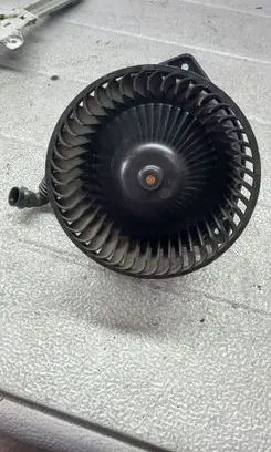Opel Agila A Heater fan/blower