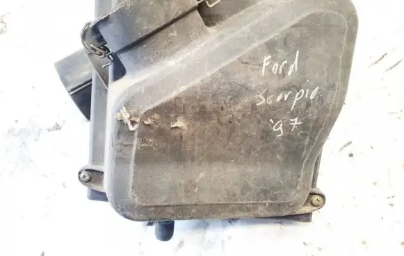 Ford Scorpio Air filter box