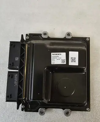 Volvo XC40 Engine control unit/module 32242004