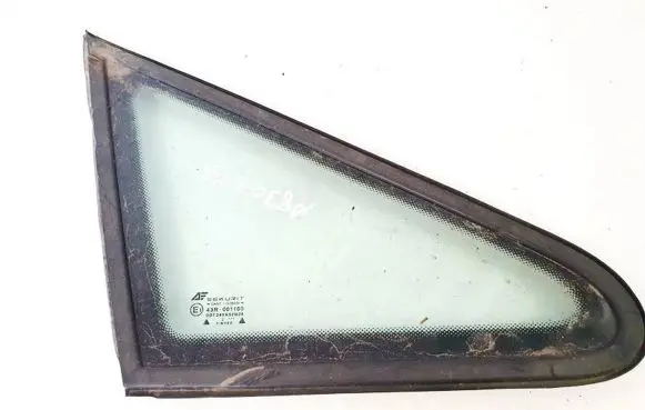 Ford Galaxy Front triangle window/glass 