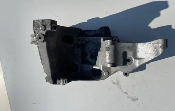 Generator/alternator bracket