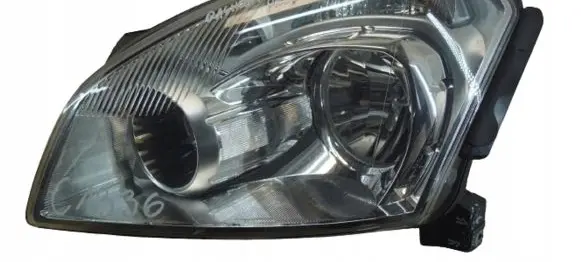 Nissan Qashqai Headlight/headlamp