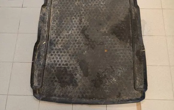 Volkswagen PASSAT B6 Rubber trunk/boot mat liner 54160