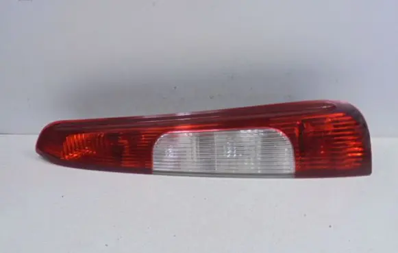Ford Focus C-MAX Rear/tail lights 3M5113A602AA