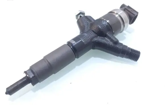 Subaru Legacy Fuel injector 16613AA020 12J01351
