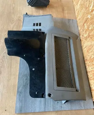 Volkswagen Multivan T5 Dashboard lower bottom trim panel 7H1858904F T0010301 70078086