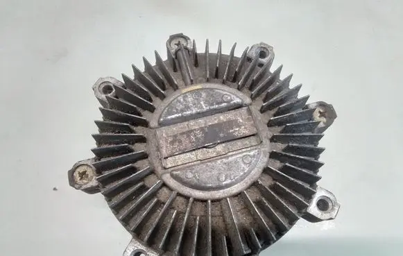 Mitsubishi Pajero Viscous fan clutch 