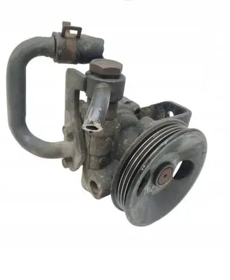 Hyundai Getz Power steering pump 571101C301