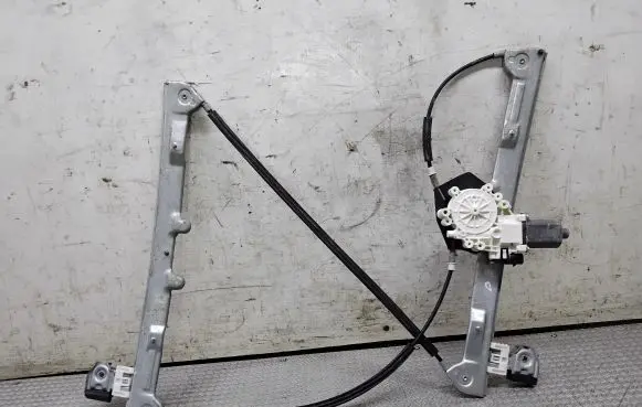 Mitsubishi Colt Front door window regulator with motor RA2052P1