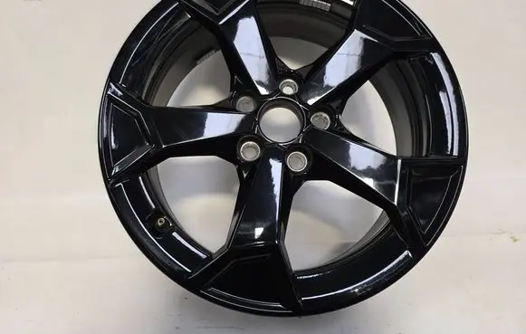 Audi Q3 F3 R17 alloy rim 83A601025AL 83A601025AM